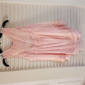 Love fire peach tank in size xs